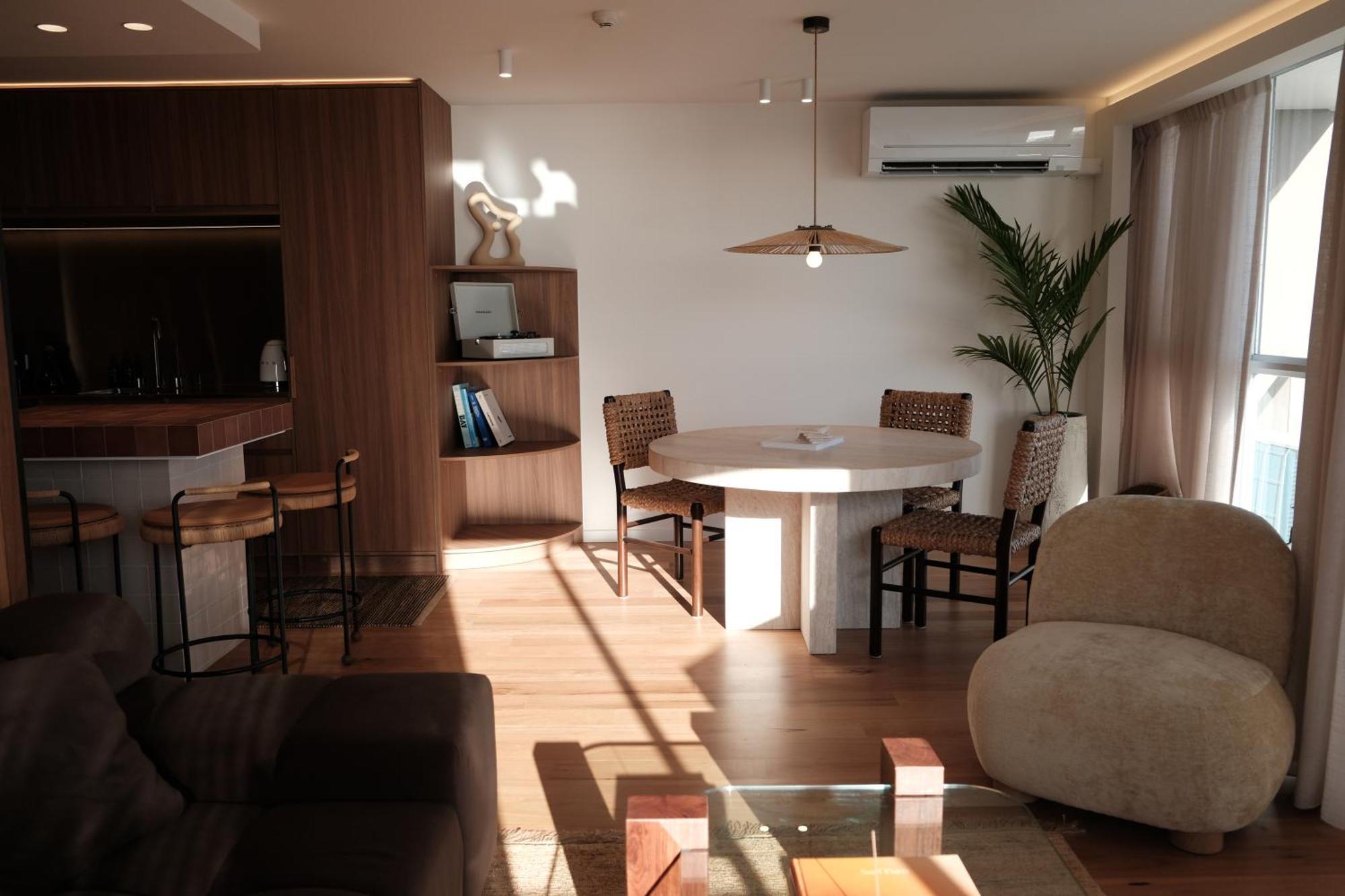 Burleigh Tower Aparthotel